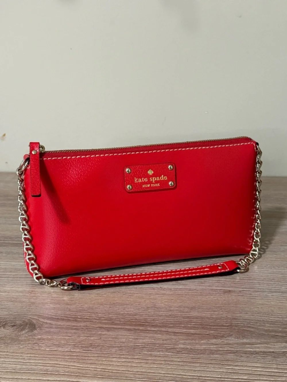 Kate Spade New York Welsley Byrd Red Leather Chain Shoulder Bag